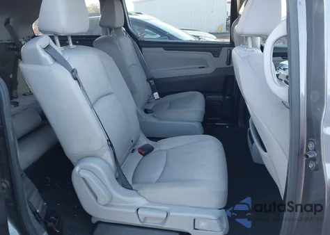 2020 Honda Odyssey Lx z USA, uszkodzony, nr VIN 5FNRL6H25LB049532